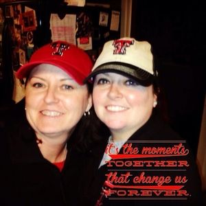 Meet your Posher, Cara